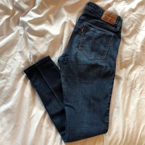 Levi 711 Skinny Jean